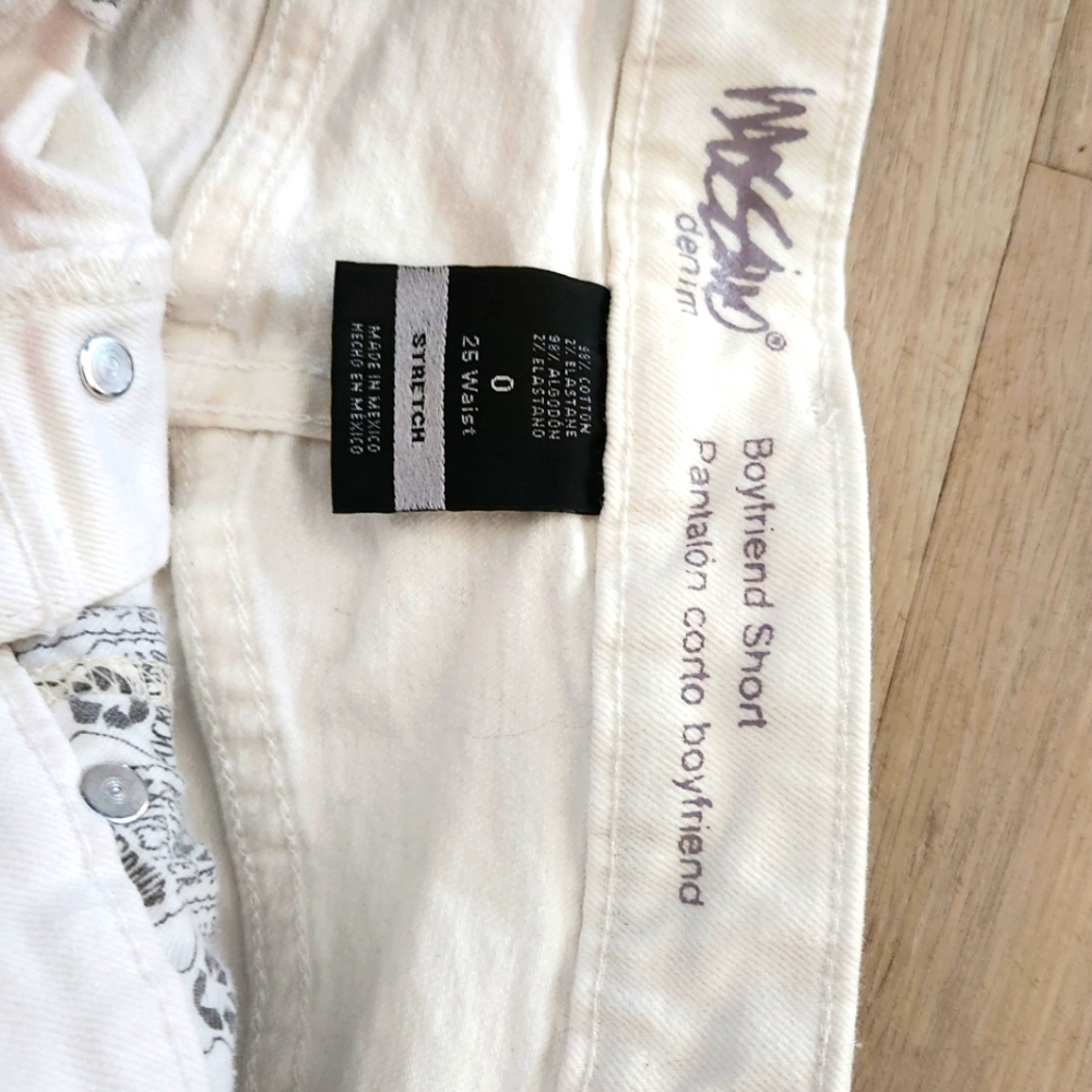 White boyfriend shorts